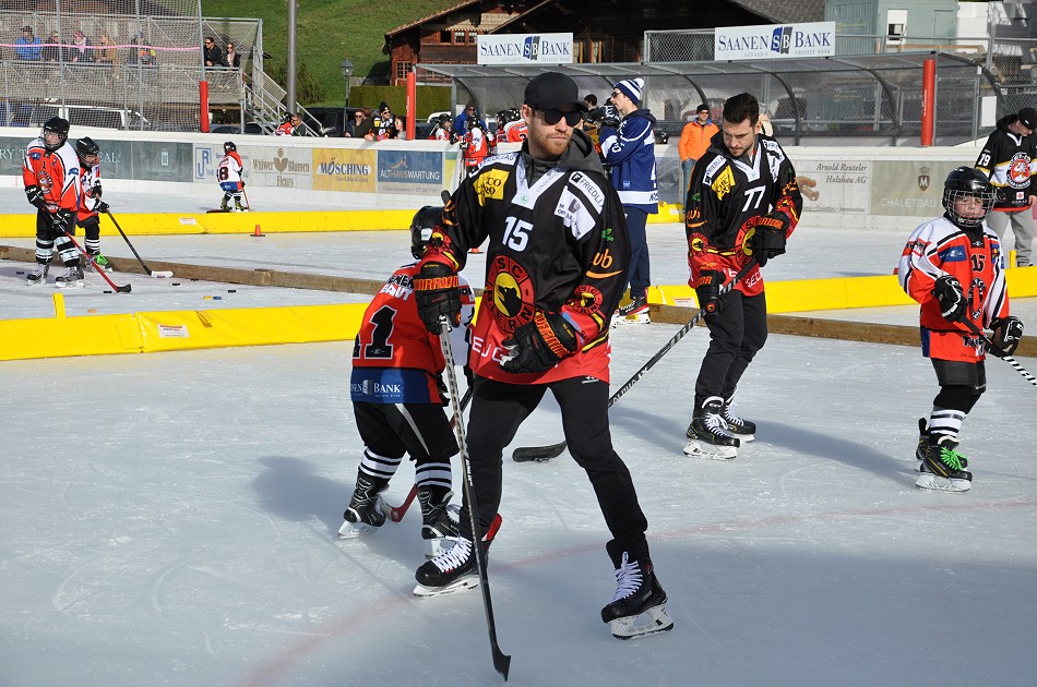 Swiss Ice Hockey Day in Gstaad!